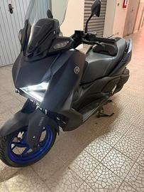 yamaha x-max