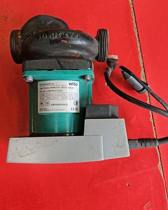 pompa circolatore Wilo stratos PARA 25/1-8T 10