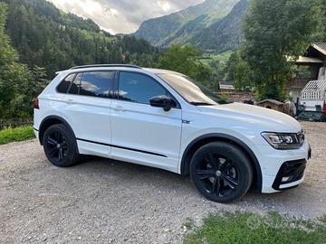 Volkswagen Tiguan R-Line 2.0 TDI 4Motion DSG