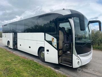 Autobus turistico Iveco Magelys
