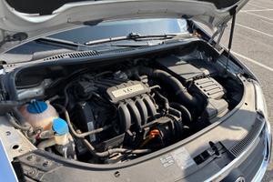 Volkswagen touran 1.6 benz 65000km