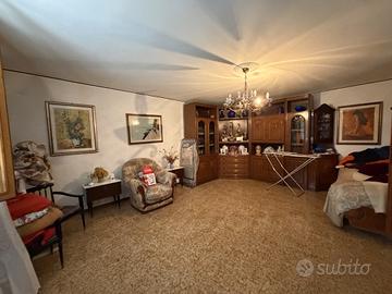 OLMO DI BORBIAGO Casa singola con scoperto