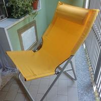 Sdraio con poggia testa