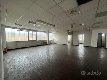 CAPANNONE A CESANO BOSCONE