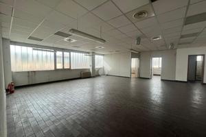 CAPANNONE A CESANO BOSCONE