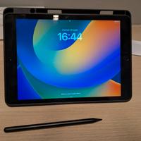 Ipad 8th 10.2" 32GB (2020) + Cover + Pencil