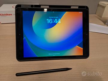 Ipad 8th 10.2" 32GB (2020) + Cover + Pencil