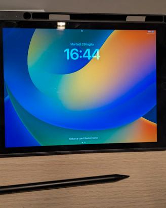 Ipad 8th 10.2" 32GB (2020) + Cover + Pencil