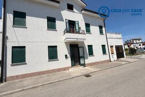 Casa a schiera nel cuore di Adria