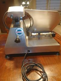 Affettatrice professionale lama 25