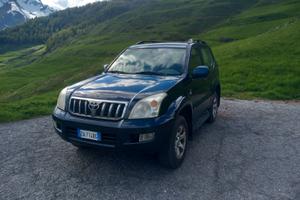 TOYOTA Land Cruiser - 2003