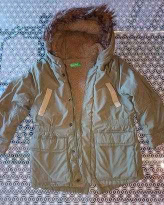 giubbino per bambino 6-7 anni. Benetton. Caldo. 