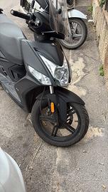 scooter Kymco Agility 
