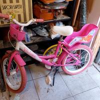 Bici bambina delle Winx con porta bambola 