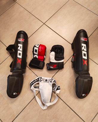 abbigliamento per MMA/combattimento/sparring
