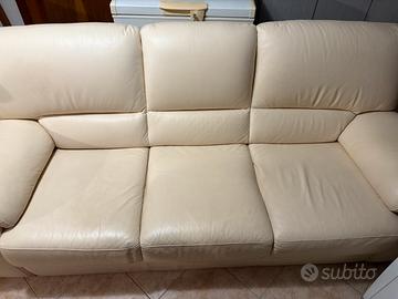 DIVANO VERA PELLE 3 POSTI