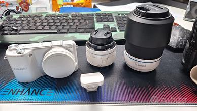 Samsung NX2000 + 2 Obiettivi + Flash + Borsa
