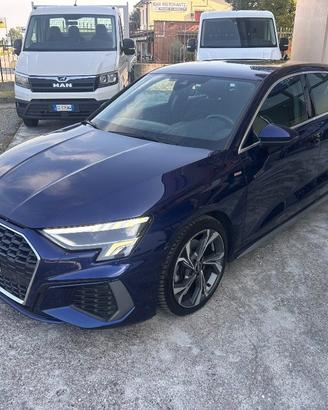 AUDI A3 SPB 35 TDI S tronic S line edition