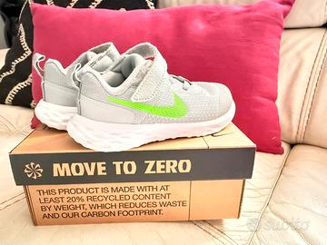 Scarpe Nike revolution n.26.
