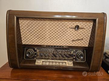 Radio Loewe Opta funzionante