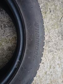 Set gomme invernali 225/55 R18 102V 