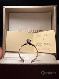 Anello Solitario in oro bianco 18kt diamante natur