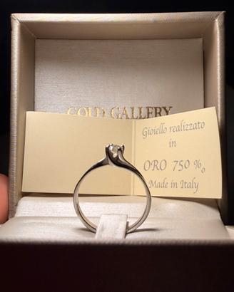 Anello Solitario in oro bianco 18kt diamante natur