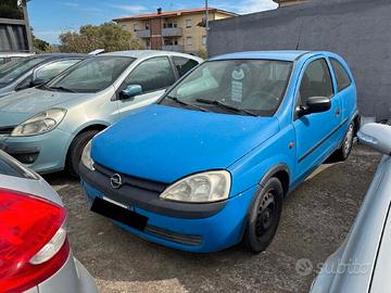 Opel Corsa 1.0i 12V