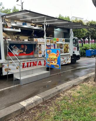 Food Truck ristorazione itinerante