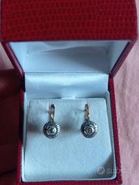 Orecchini antichi in oro e brillanti