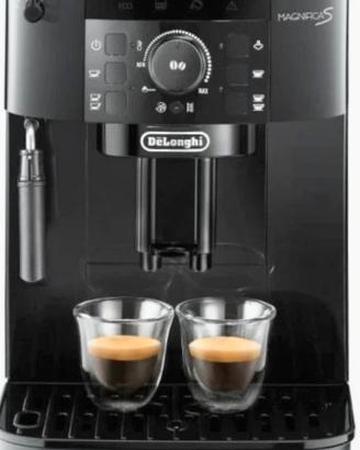 macchina del caffe De Longhi
