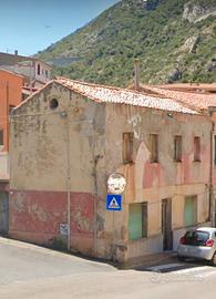 Immobile da 165 mq da ristrutturare (per b&b, ecc)