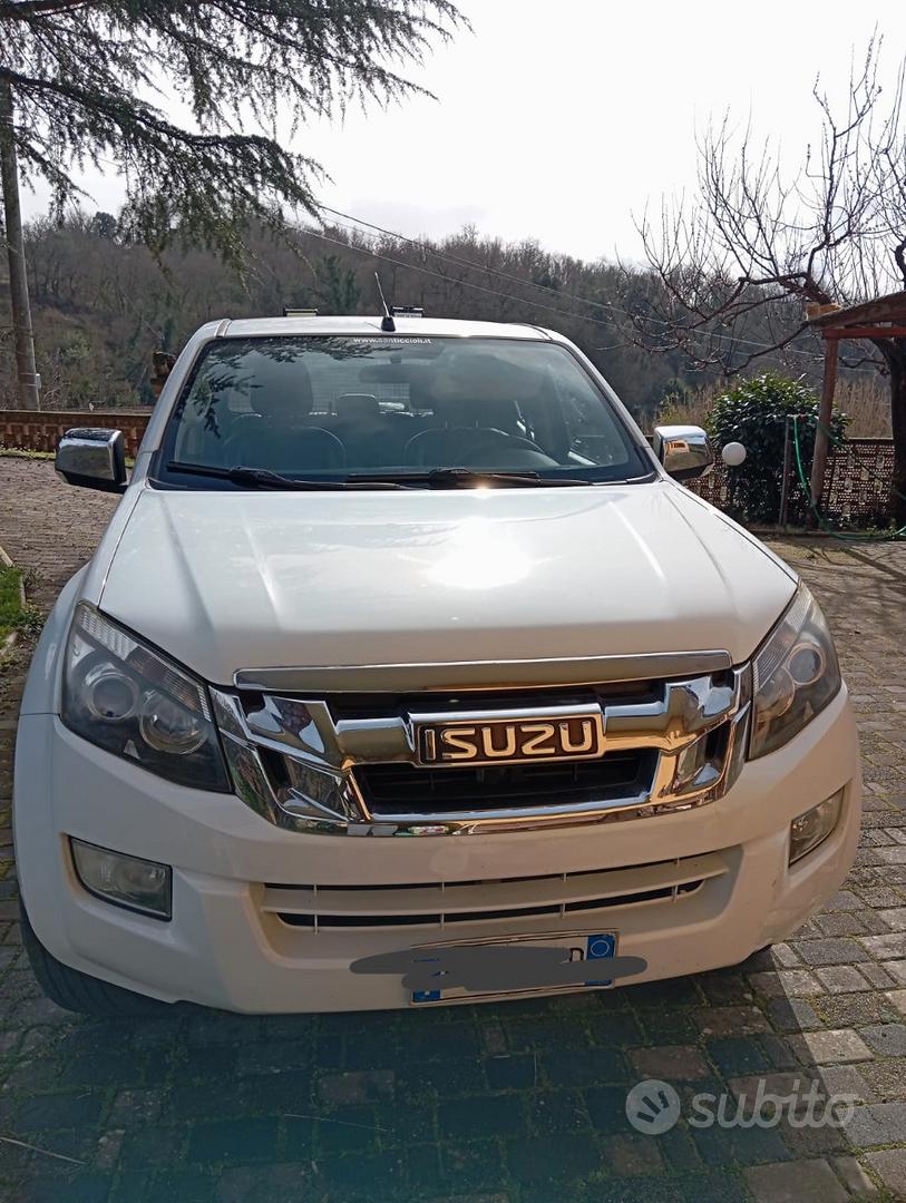 ISUZU Altro modello 2012 Auto In vendita a Arezzo