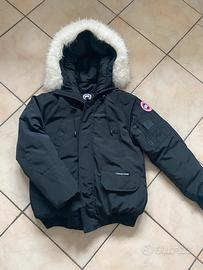 Giacca Canda goose nera con pelliccia bianca