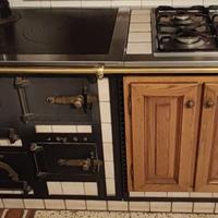 cucina completa in noce robusto con spargher