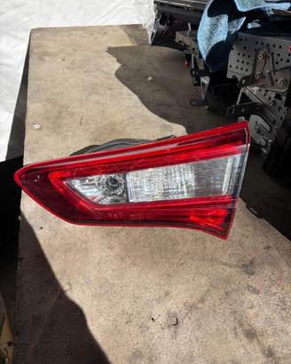 Fanale Faro interno Posteriore destro Toyota Yaris