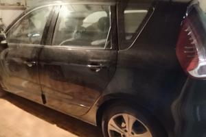 Renault Scenic X-Mod 1.5 dCi 110CV 2011