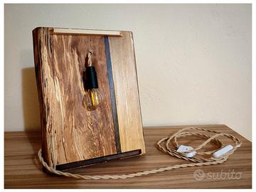 Applique Artigianale in Faggio e Noce 