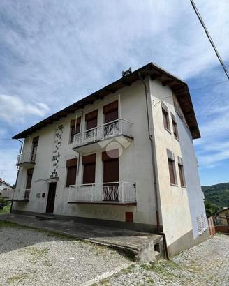 4 LOCALI A VALCHIUSA