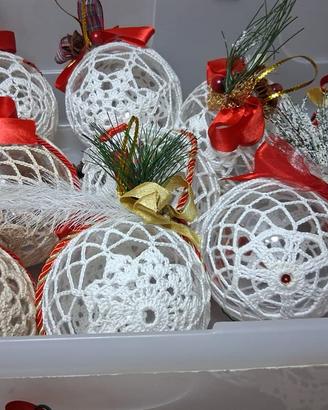 ADDOBBI E PALLINE ALBERO NATALE UNCINETTO