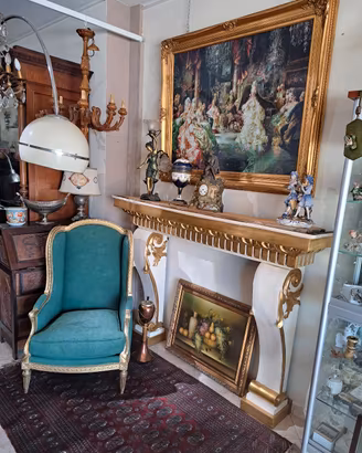 cornice da camino del 600