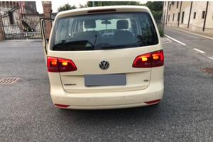 Auto Touran