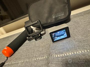 Go pro hero 7 white