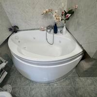 Vasca idromassaggio angolare