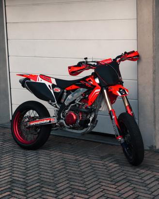 CRF 450 Supermoto Pista, 11h