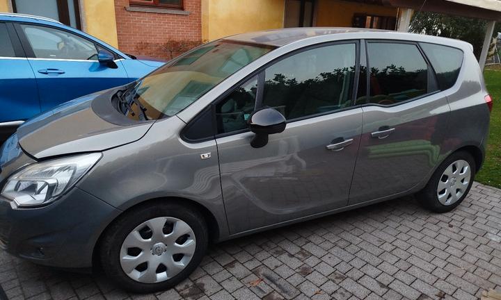 Opel meriva 1.4 benzina 