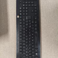 Tastiera wireless con adattatore usb