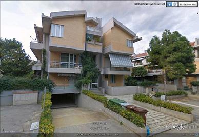 Trilocali, doppi servizi,cucina e terrazza