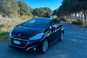 Peugeot 208 perfetto in tutto