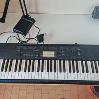 Tastiera Casio Ctk-3200 con supporto